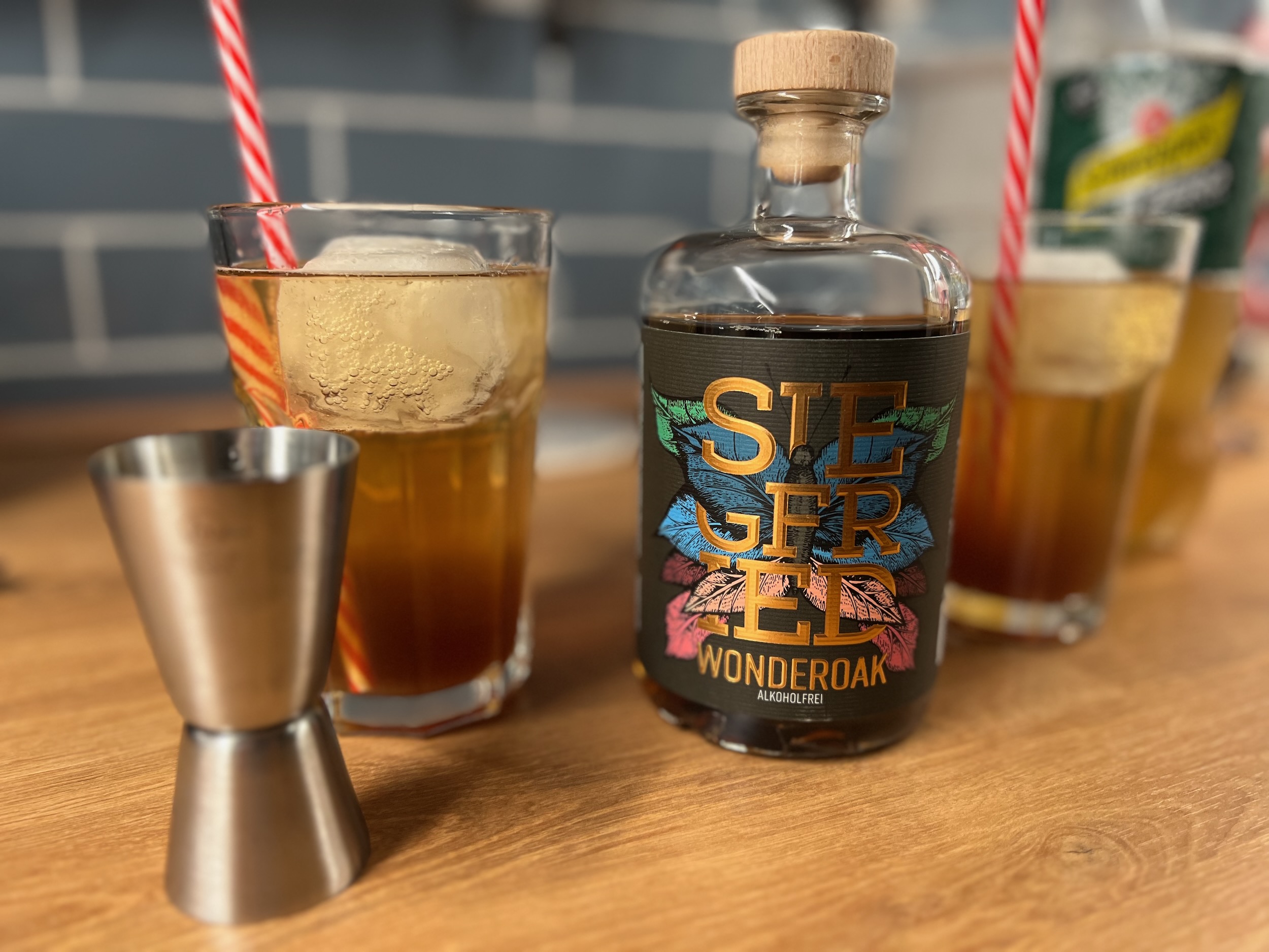 Non-alcoholic Dark n Stormy with a bottle of Wonderoak